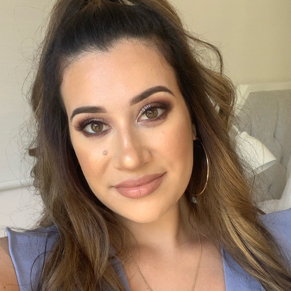 Meet your Posher, Marissa